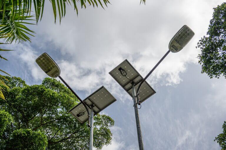 Modern,Solar,Powered,Led,Street,Lights,With,Photovoltaic,Panels,Installed